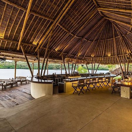 Menjangan Dynasty Resort Pemuteran Екстериор снимка